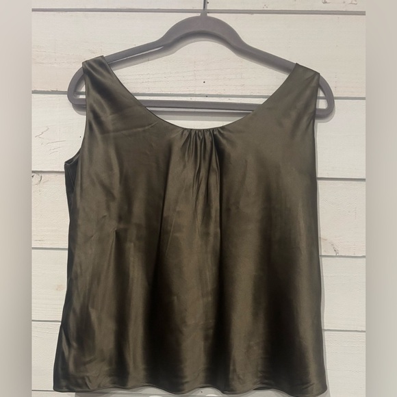 Kate Hill Green Silk Sleeveless Camisole Top size 12P - Picture 1 of 6